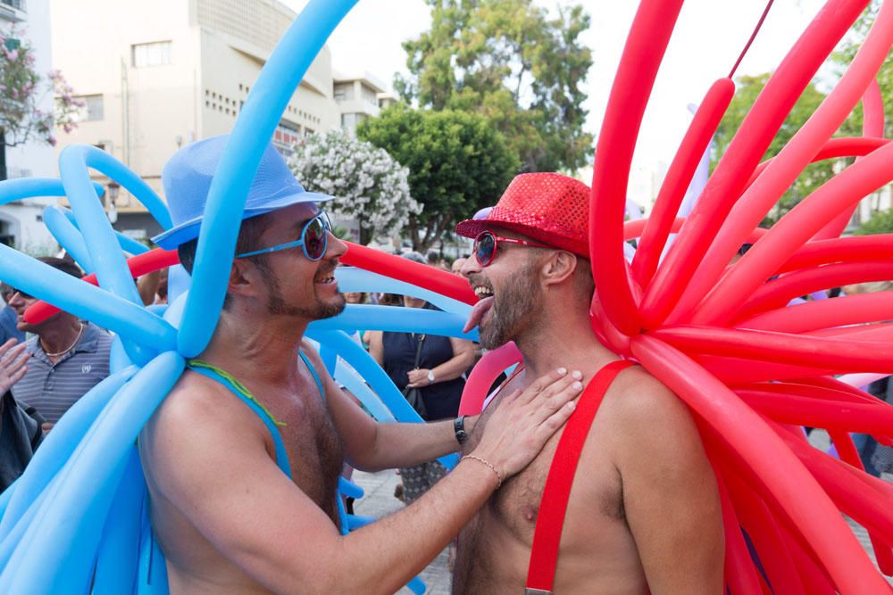 1ee332b7-6f21-48c0-a32e-78f24fddd37d_source-aspect-ratio_default_0