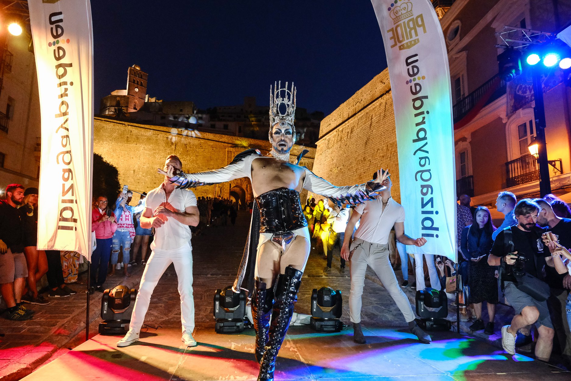 62495374_2327168790833146_4733428743333216256_n