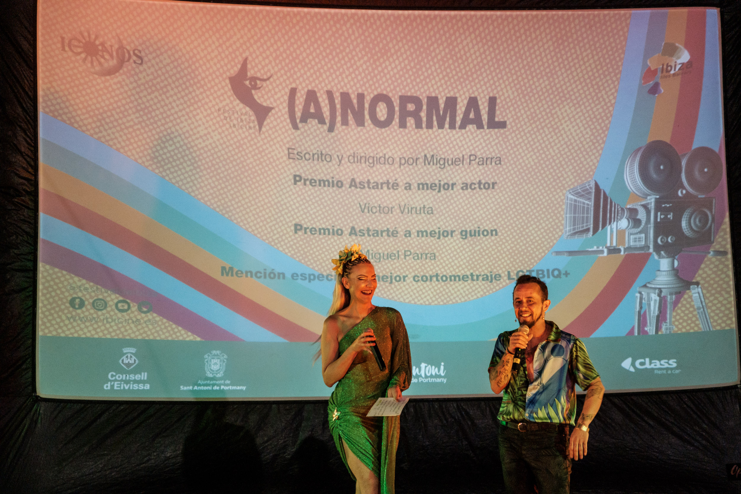 ICONOS. Gala Ibicine en Sa Punta des Molí, presentada por Roma Calderón.
Víctor Viruta, protagonista del corto (A)normal