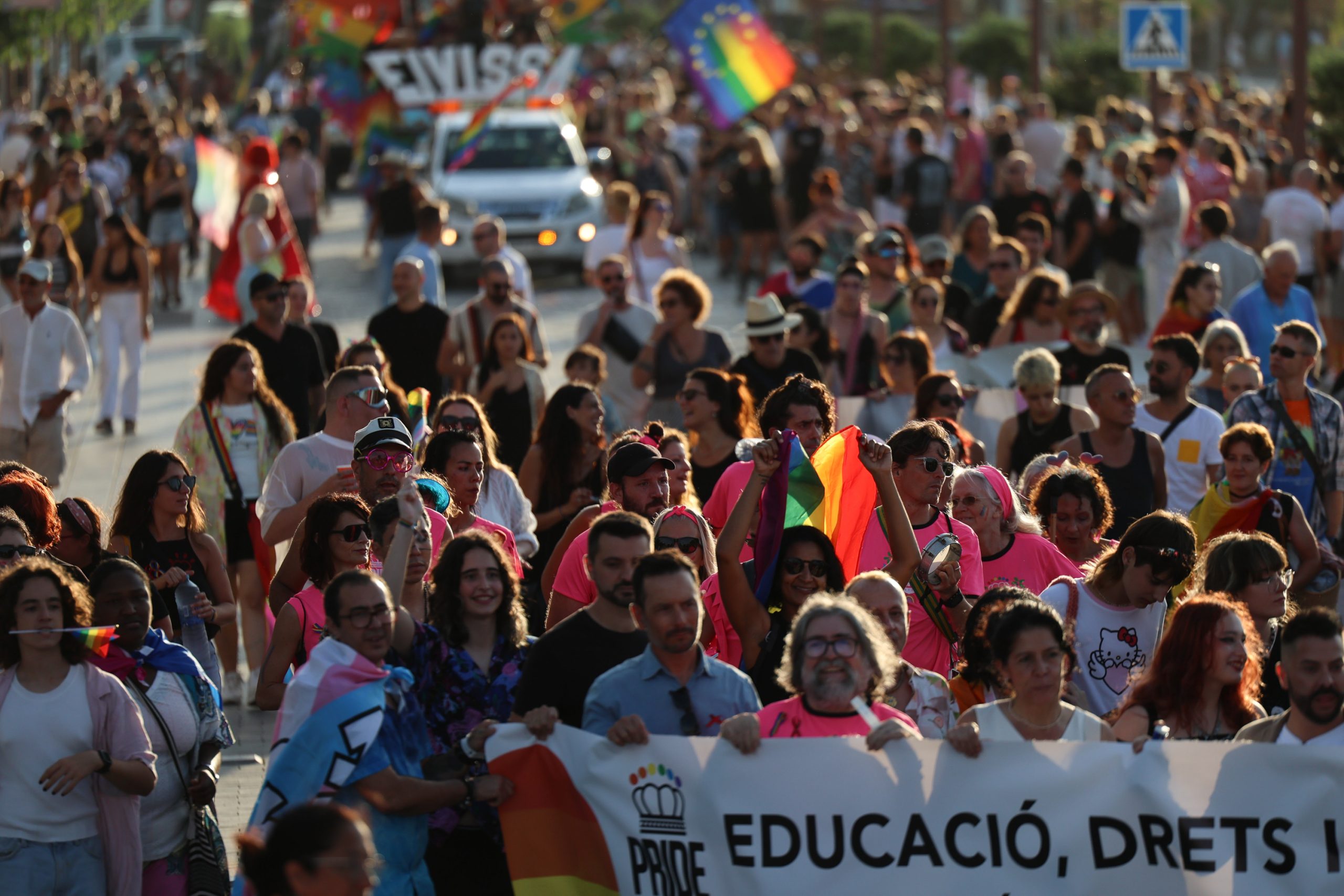 IBIZA. PRIDE PARADE. ORGULLO.