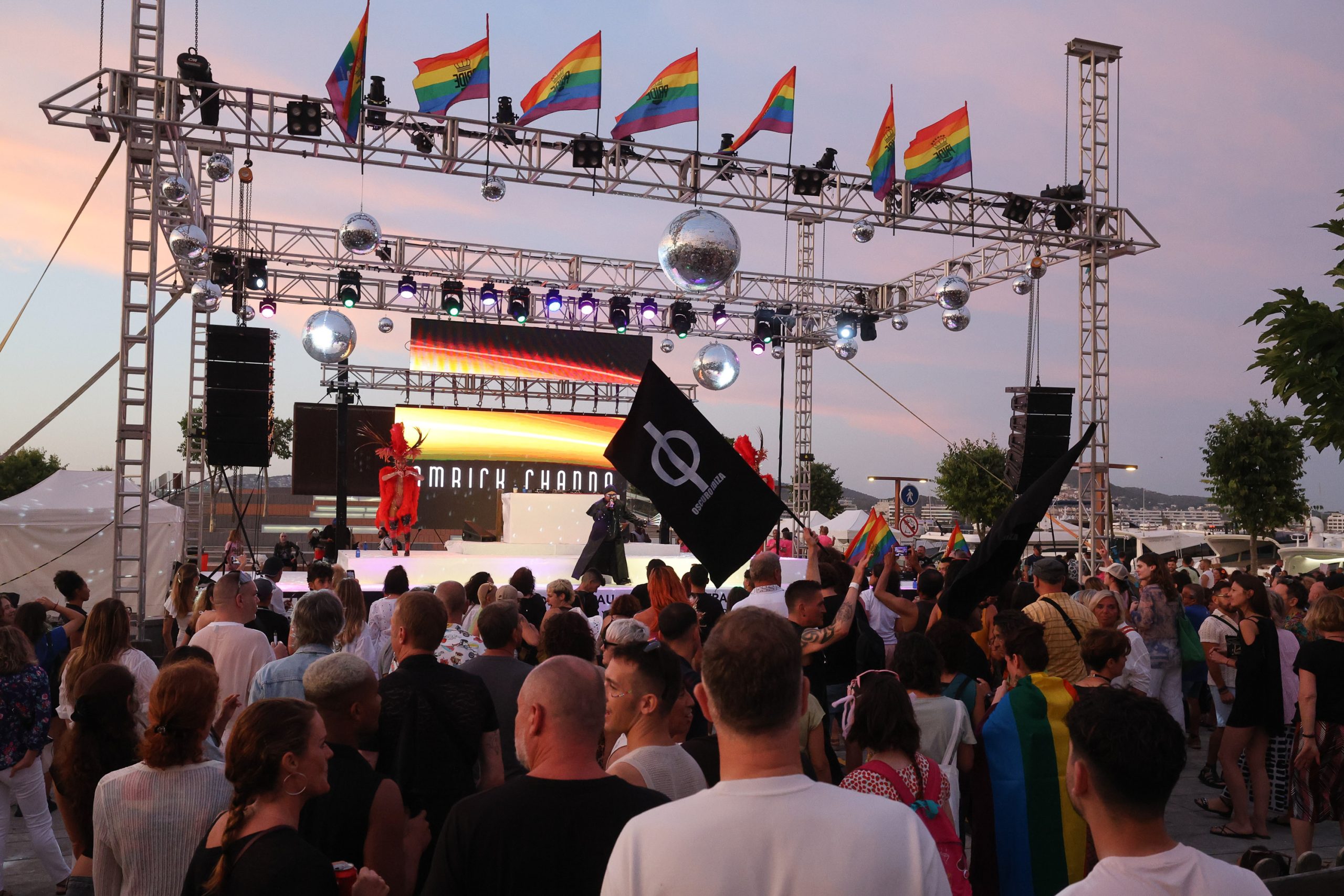 IBIZA. PRIDE PARADE. ORGULLO.