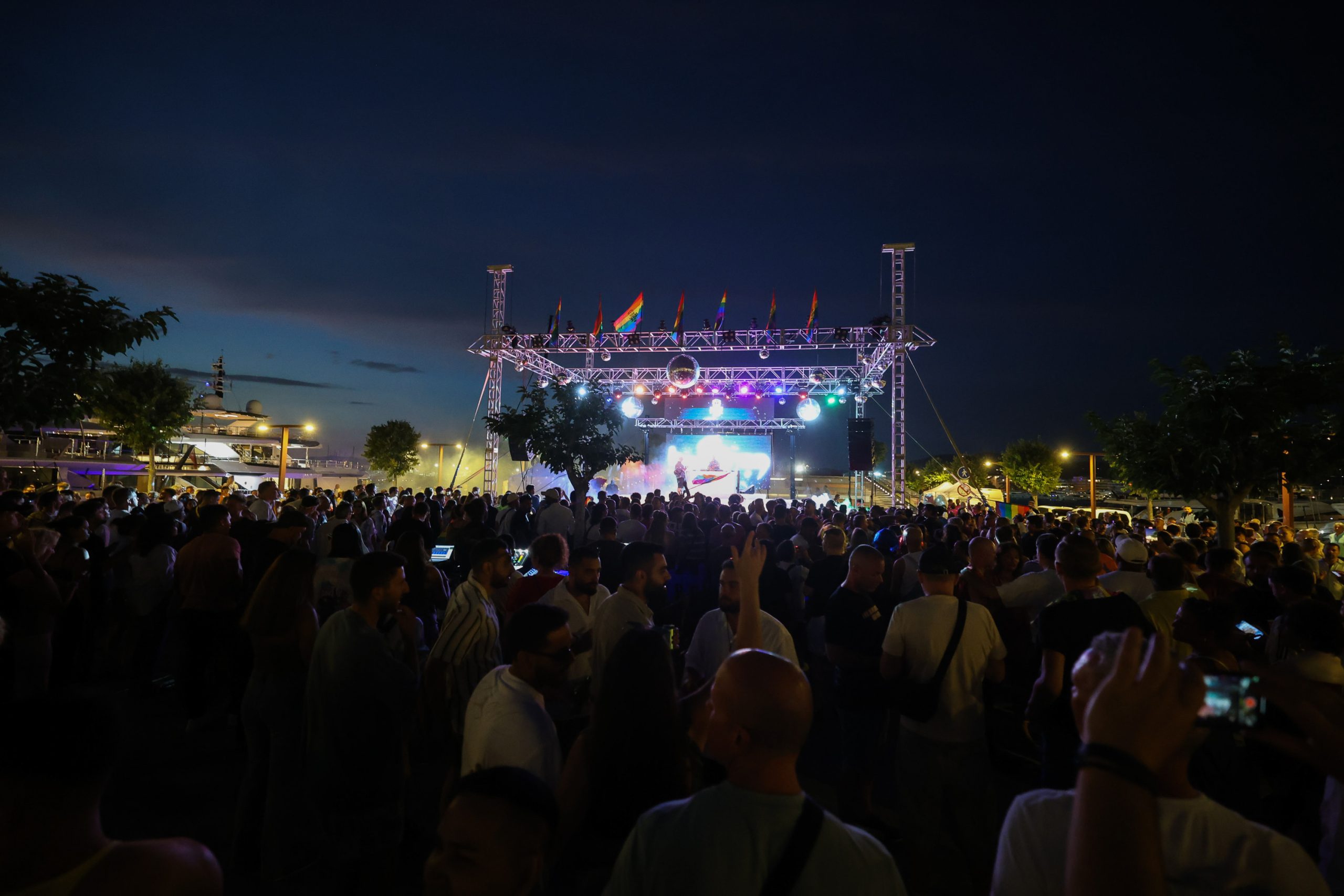 IBIZA. PRIDE PARADE. ORGULLO.